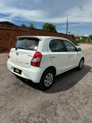 TOYOTA-ETIOS-2013