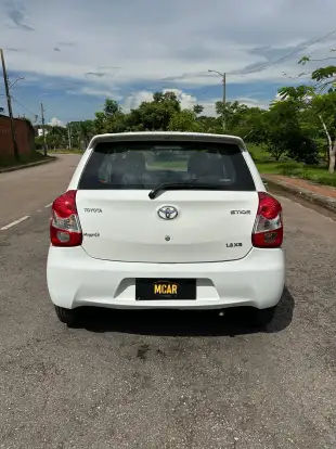 TOYOTA-ETIOS-2013