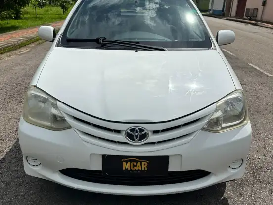 TOYOTA-ETIOS-1.3 X 16V FLEX 4P MANUAL TOYOTA-ETIOS-2013