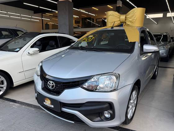 TOYOTA ETIOS 1.5 X PLUS 16V FLEX 4P AUTOMÁTICO TOYOTA ETIOS 1.5 X PLUS 16V FLEX 4P AUTOMÁTICO