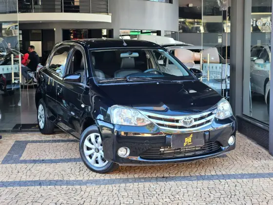 TOYOTA ETIOS 1.5 XS 16V FLEX 4P MANUAL TOYOTA ETIOS 1.5 XS 16V FLEX 4P MANUAL