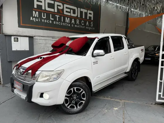 TOYOTA HILUX 3.0 SRV TOP 4X4 CD 16V TURBO INTERCOOLER DIESEL 4P AUTOMÁTICO