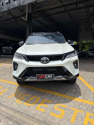 TOYOTA-HILUX SW4-2018