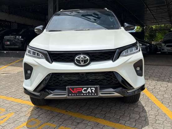 TOYOTA-HILUX SW4-2.8 SRX 4X4 7 LUGARES 16V TURBO INTERCOOLER DIESEL 4P AUTOMÁTICO TOYOTA-HILUX SW4-2018