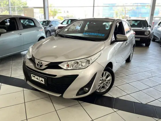 TOYOTA YARIS 1.3 16V FLEX XL PLUS TECH MULTIDRIVE TOYOTA YARIS 1.3 16V FLEX XL PLUS TECH MULTIDRIVE