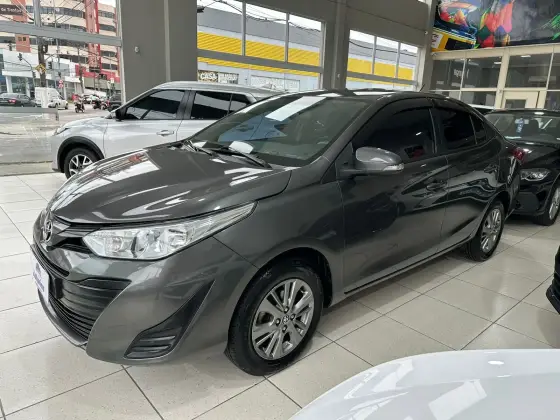 TOYOTA YARIS 1.5 16V FLEX SEDAN XL PLUS CONNECT MULTIDRIVE TOYOTA YARIS 1.5 16V FLEX SEDAN XL PLUS CONNECT MULTIDRIVE