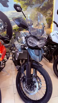 TRIUMPH TIGER 800 XCA 