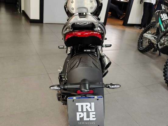 TRIUMPH-ROCKET III GT TRIUMPH-ROCKET III GT-2023