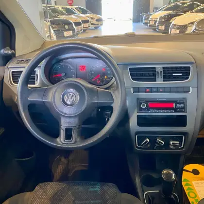 VOLKSWAGEN FOX 1.0 MI 8V FLEX 4P MANUAL