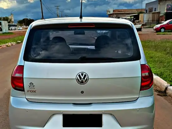 VOLKSWAGEN-FOX-1.0 MI TREND 8V FLEX 4P MANUAL VOLKSWAGEN-FOX-2010