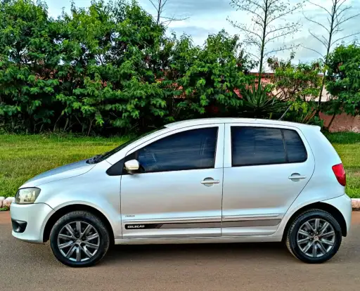 VOLKSWAGEN-FOX-2010