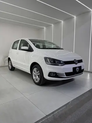VOLKSWAGEN FOX 1.0 MI TRENDLINE 8V FLEX 4P MANUAL VOLKSWAGEN FOX 1.0 MI TRENDLINE 8V FLEX 4P MANUAL