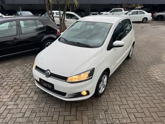 VOLKSWAGEN FOX 1.0 MPI COMFORTLINE 12V FLEX 4P MANUAL