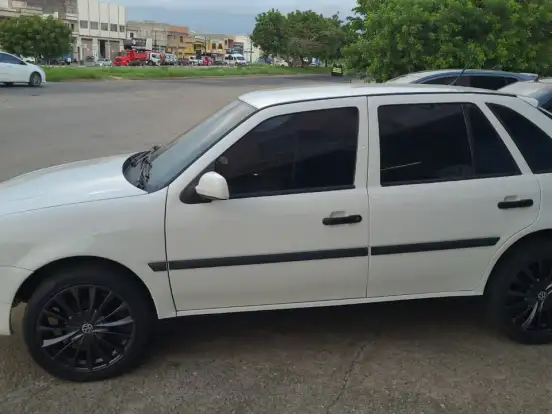 VOLKSWAGEN-GOL-1.0 TEC 8V FLEX 4P MANUAL VOLKSWAGEN-GOL-2013