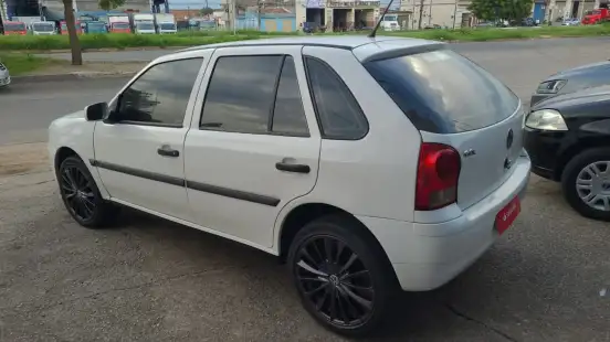 VOLKSWAGEN-GOL-2013