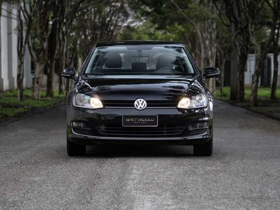 VOLKSWAGEN-GOLF-1.4 TSI HIGHLINE 16V GASOLINA 4P AUTOMÁTICO VOLKSWAGEN-GOLF-2014