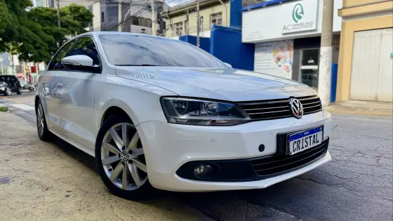 VOLKSWAGEN JETTA 2.0 COMFORTLINE FLEX 4P TIPTRONIC