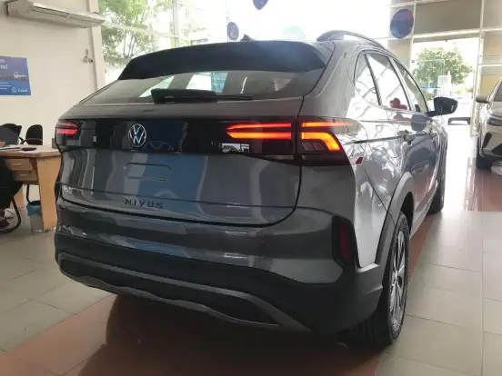 VOLKSWAGEN-NIVUS-1.0 200 TSI TOTAL FLEX SENSE AUTOMÁTICO VOLKSWAGEN-NIVUS-2025
