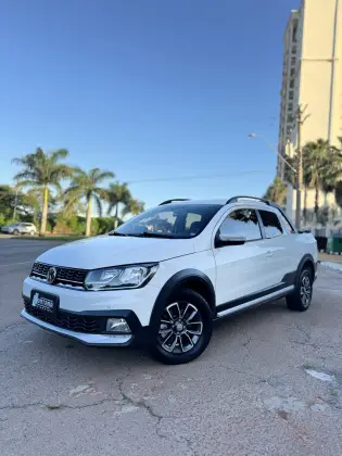 VOLKSWAGEN SAVEIRO 1.6 CROSS CD 16V FLEX 2P MANUAL VOLKSWAGEN SAVEIRO 1.6 CROSS CD 16V FLEX 2P MANUAL