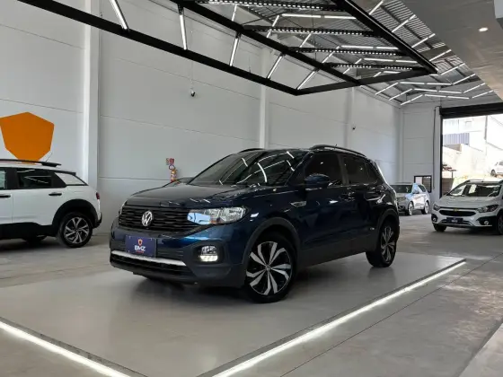 VOLKSWAGEN T-CROSS 1.0 200 TSI TOTAL FLEX AUTOMÁTICO VOLKSWAGEN T-CROSS 1.0 200 TSI TOTAL FLEX AUTOMÁTICO
