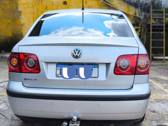 VOLKSWAGEN-POLO SEDAN-1.6 8V GASOLINA 4P MANUAL VOLKSWAGEN-POLO SEDAN-2009