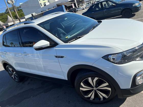 VOLKSWAGEN T-CROSS 1.4 250 TSI TOTAL FLEX HIGHLINE AUTOMÁTICO