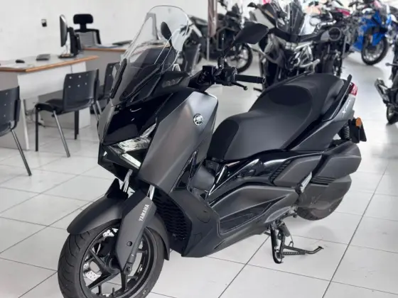 YAMAHA XMAX 250 CONNECTED ABS YAMAHA XMAX 250 CONNECTED ABS
