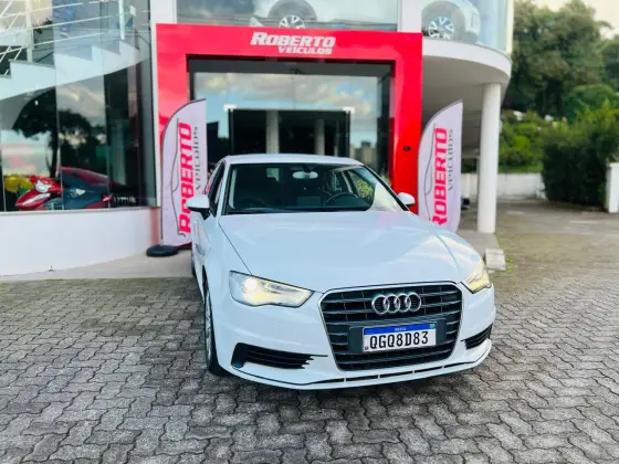 AUDI A3 1.4 TFSI SEDAN ATTRACTION 16V GASOLINA 4P S-TRONIC