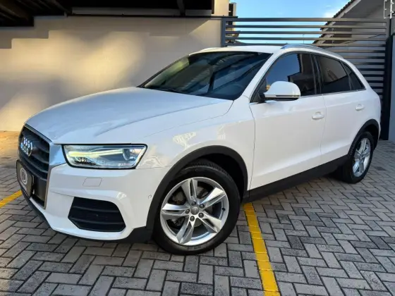 AUDI Q3 1.4 TFSI AMBIENTE FLEX 4P S TRONIC