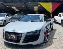 AUDI R8 4.2 FSI QUATTRO V8 32V GASOLINA 2P R-TRONIC AUDI R8 4.2 FSI QUATTRO V8 32V GASOLINA 2P R-TRONIC