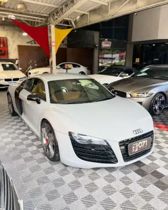 AUDI-R8-4.2 FSI QUATTRO V8 32V GASOLINA 2P R-TRONIC AUDI-R8-2008