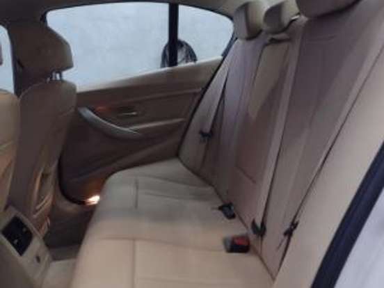 BMW-320i-2.0 16V TURBO ACTIVE FLEX 4P AUTOMÁTICO BMW-320i-2015