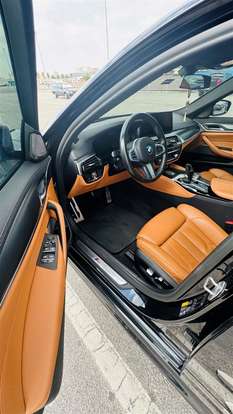 BMW-530e-2021