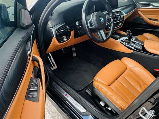 BMW-530e-2.0 16V TWINPOWER HÍBRIDO M SPORT AUTOMÁTICO BMW-530e-2021