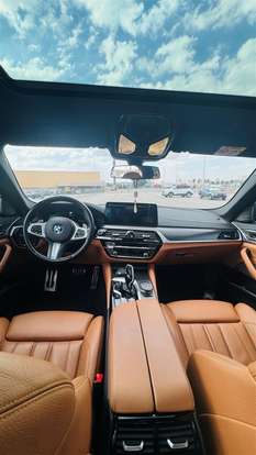 BMW-530e-2021