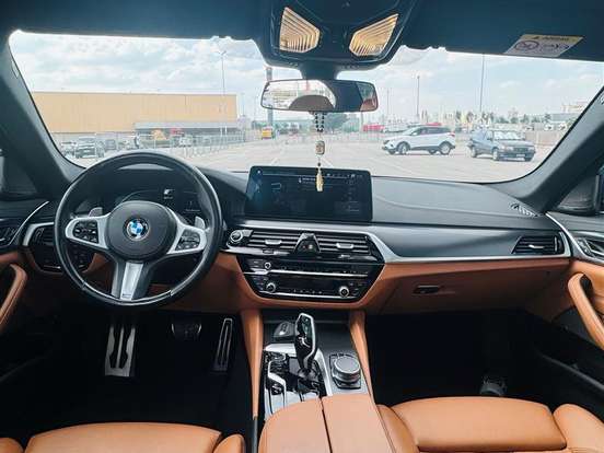 BMW-530e-2.0 16V TWINPOWER HÍBRIDO M SPORT AUTOMÁTICO BMW-530e-2021