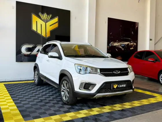 CAOA CHERY TIGGO 2 1.5 MPFI 16V FLEX LOOK 4P AUTOMÁTICO CAOA CHERY TIGGO 2 1.5 MPFI 16V FLEX LOOK 4P AUTOMÁTICO