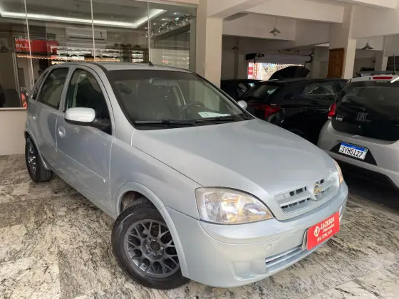 CHEVROLET CORSA 1.0 MPFI JOY SEDAN 8V GASOLINA 4P MANUAL