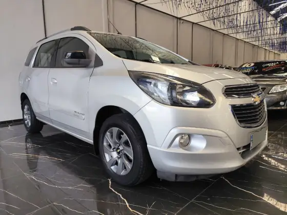 CHEVROLET SPIN 1.8 LT 8V FLEX 4P AUTOMÁTICO CHEVROLET SPIN 1.8 LT 8V FLEX 4P AUTOMÁTICO