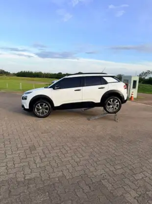 CITROËN-C4 CACTUS-1.6 VTI 120 FLEX FEEL EAT6 CITROËN-C4 CACTUS-2023