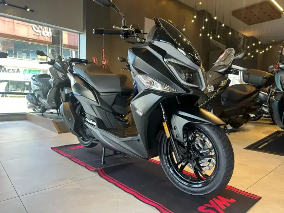 DAFRA CRUISYM 150 
