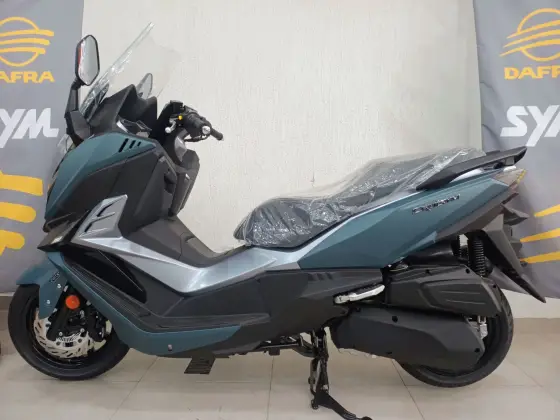 DAFRA CRUISYM 300 