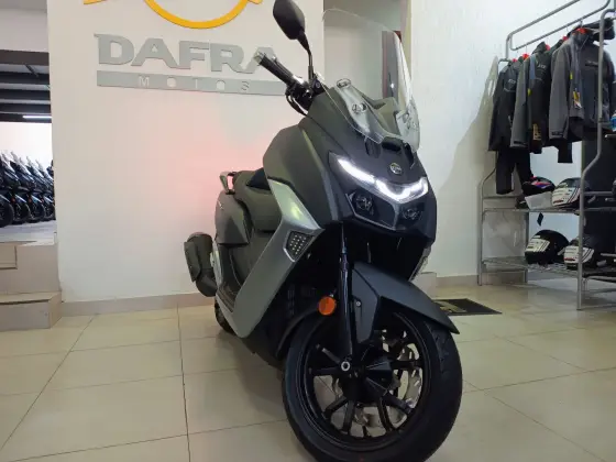 DAFRA MAXSYM 400 GT DAFRA MAXSYM 400 GT