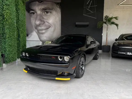 DODGE CHALLENGER 6.4 V8 HEMI GASOLINA R/T SCAT PACK TORQUEFLITE