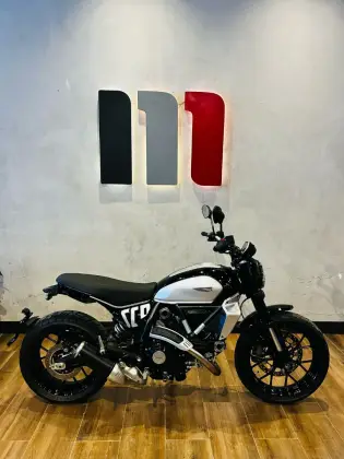 DUCATI SCRAMBLER ICON 