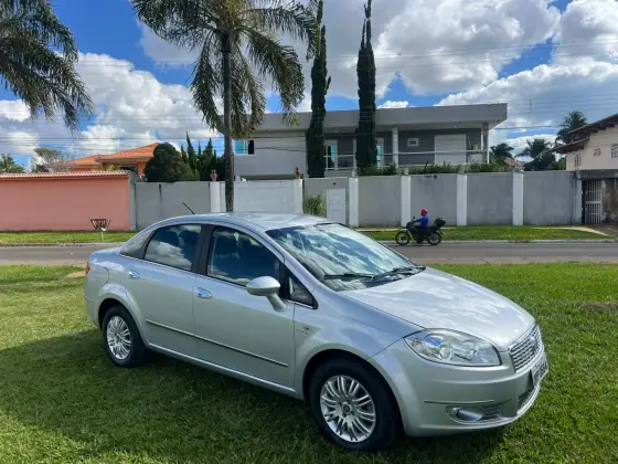 FIAT LINEA 1.8 ESSENCE 16V FLEX 4P AUTOMATIZADO