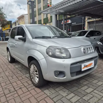 FIAT UNO 1.0 EVO VIVACE 8V FLEX 4P MANUAL