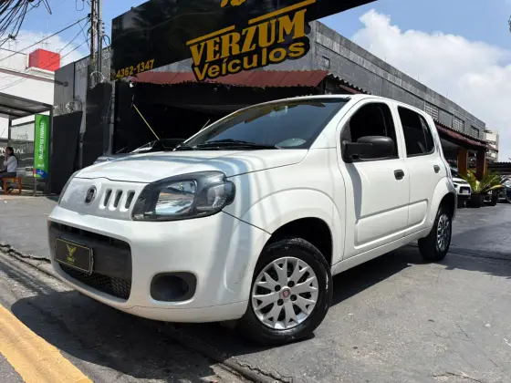 FIAT UNO 1.0 EVO VIVACE 8V FLEX 4P MANUAL