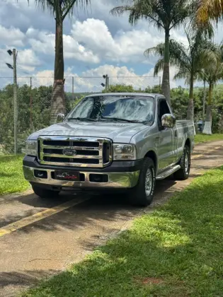 FORD F-250 3.9 XLT 4X2 CS DIESEL 2P MANUAL