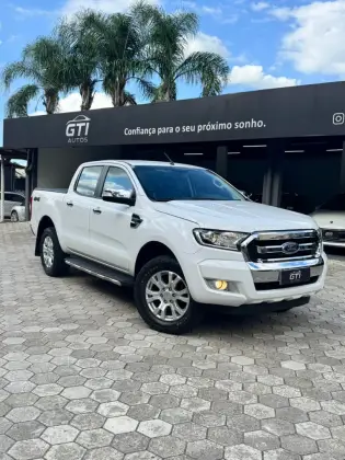 FORD RANGER 3.2 XLT 4X4 CD 20V DIESEL 4P AUTOMÁTICO